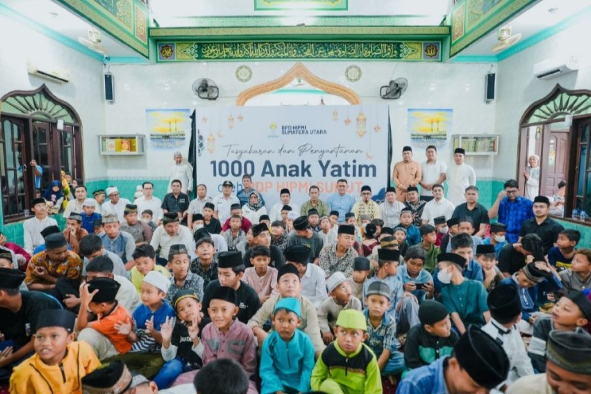 HIPMI Sumut tasyakuran dan santuni 1000 anak yatim