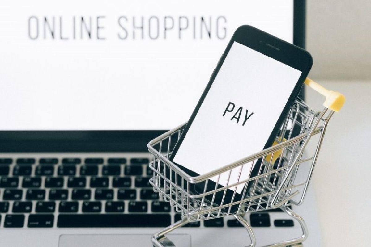 Tips menjadi pembeli yang cerdas saat belanja online