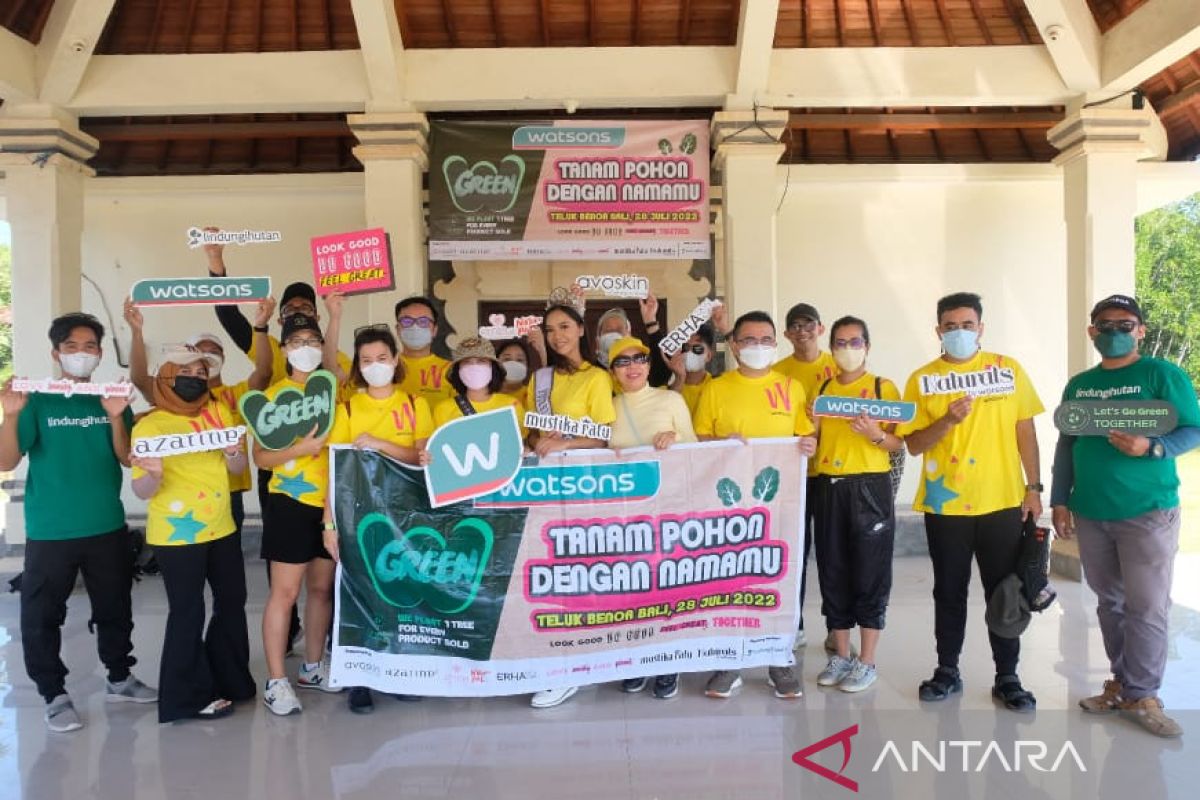 Watsons Indonesia tanam 1.000 Mangrove di Teluk Benoa Bali