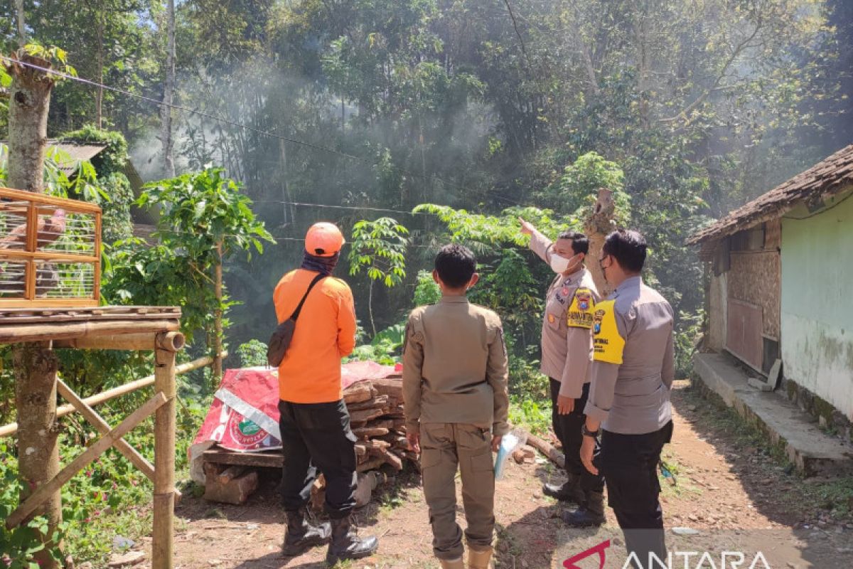 Polres dan BPBD Jember lakukan mitigasi naiknya status Gunung Raung