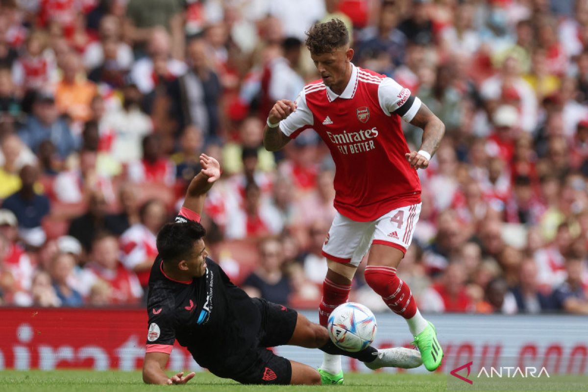 Arsenal awali musim dengan kalahkan Crystal Palace 2-0