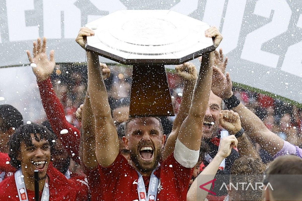 Liverpool menangkan trofi Community Shield setelah berjuang selama 16 tahun