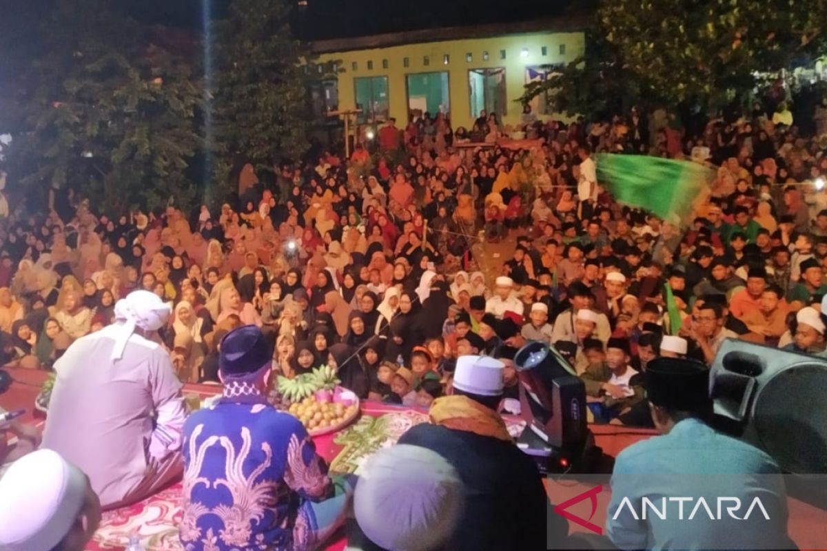 Ulama di Bogor gelar doa bersama jelang sidang putusan sela Ade Yasin