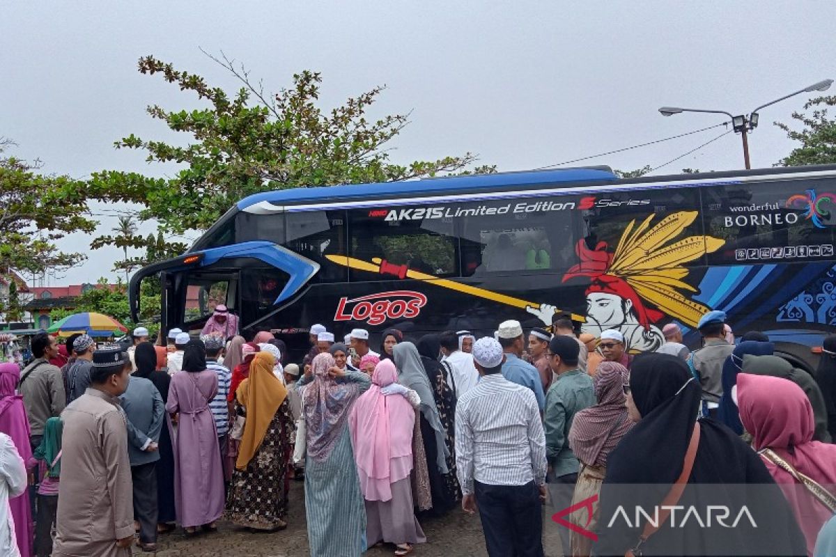 61 jamaah haji Barsel tiba di Buntok