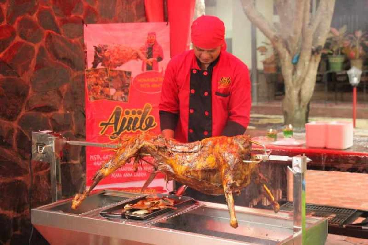 Mengenal kambing guling Ajiib milik Deny Caknan yang viral