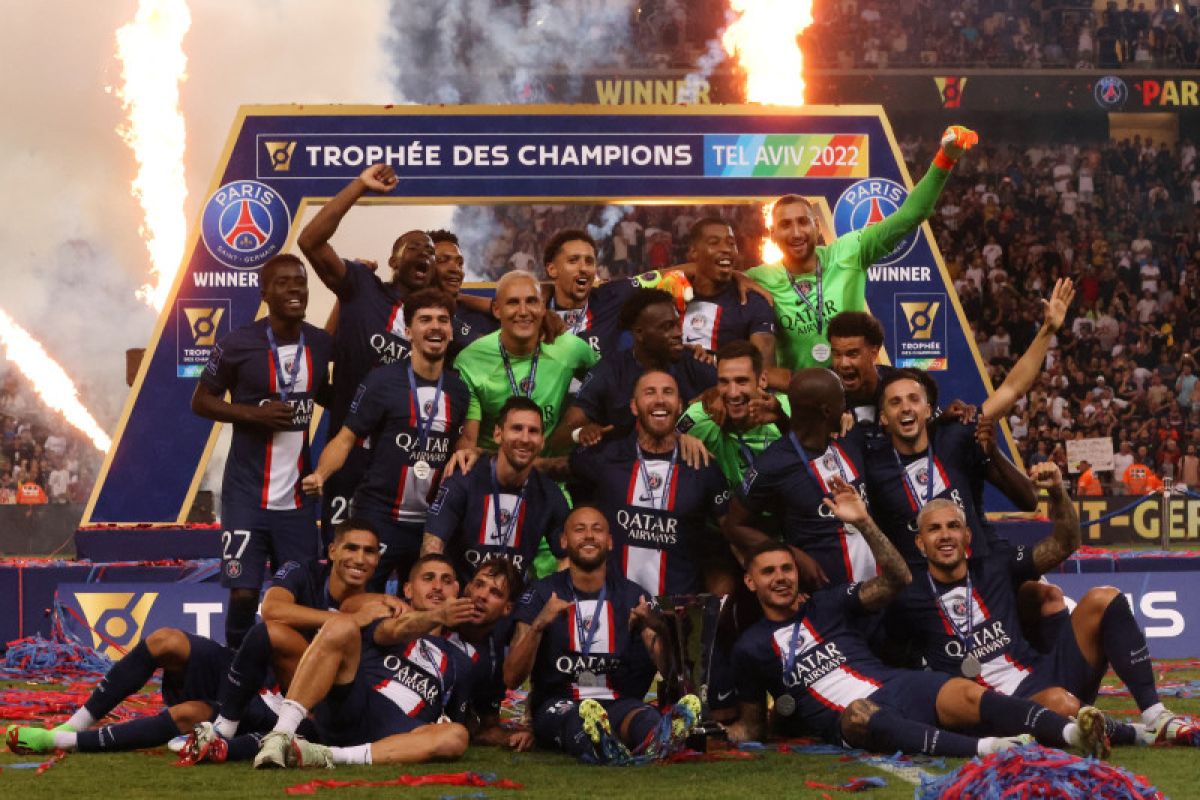 PSG tekuk Nantes 4-0 untuk juarai Piala Super