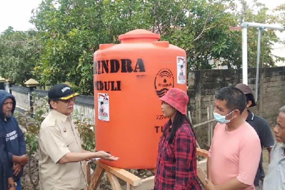 Korban banjir Torue dapat bantuan air bersih