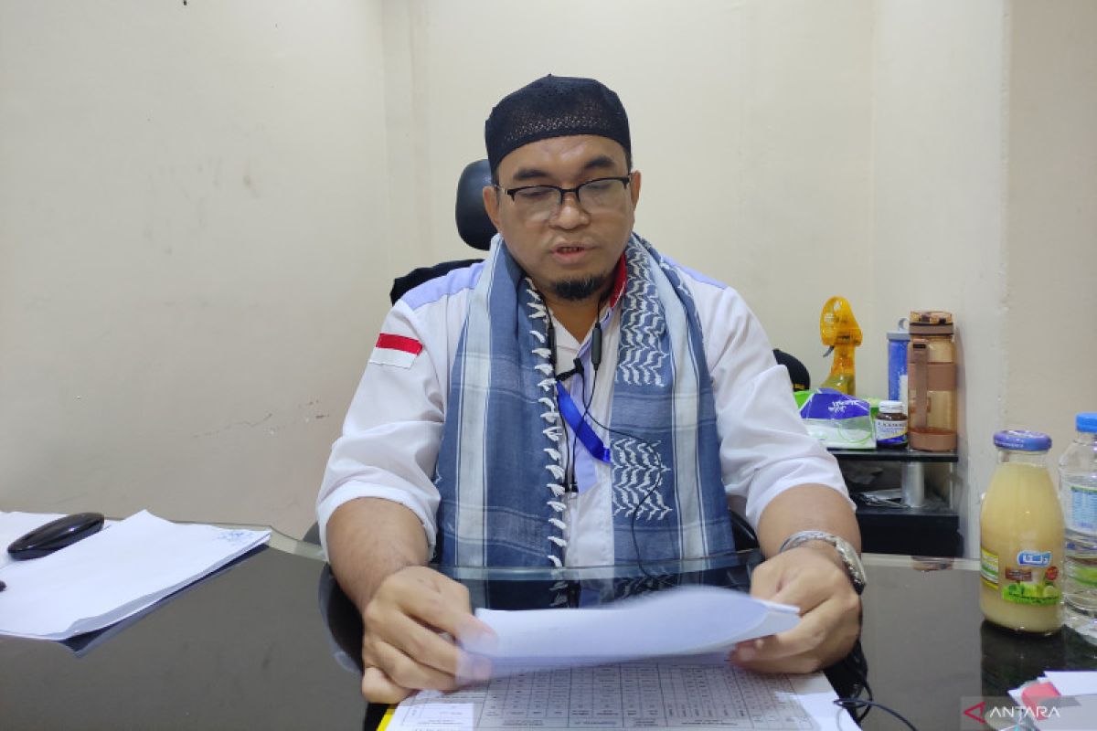 Tim buser bantu tata koper jamaah haji sebelum ke Madinah