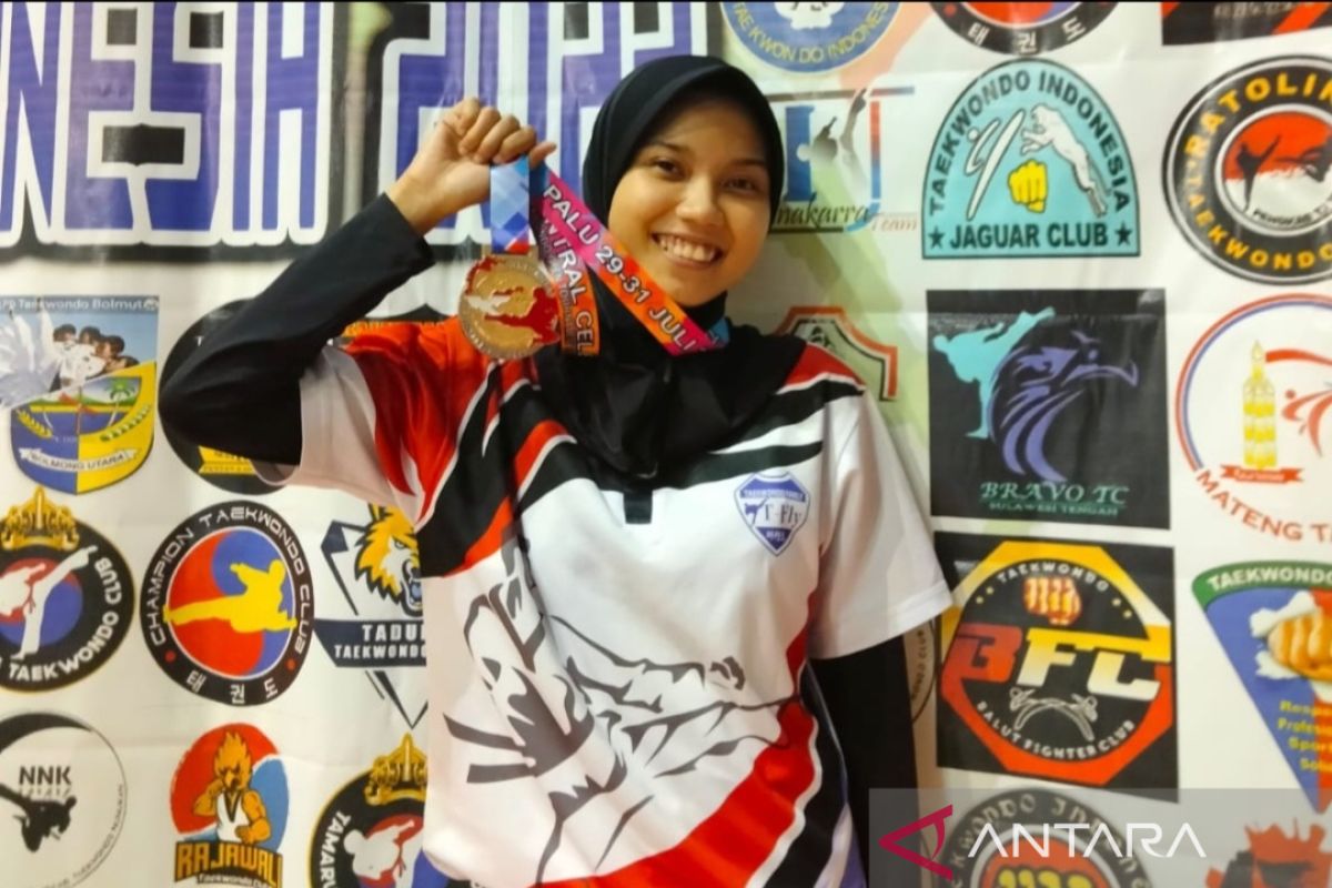 Mahasiswi UIN Palu raih emas kejurnas taekwondo