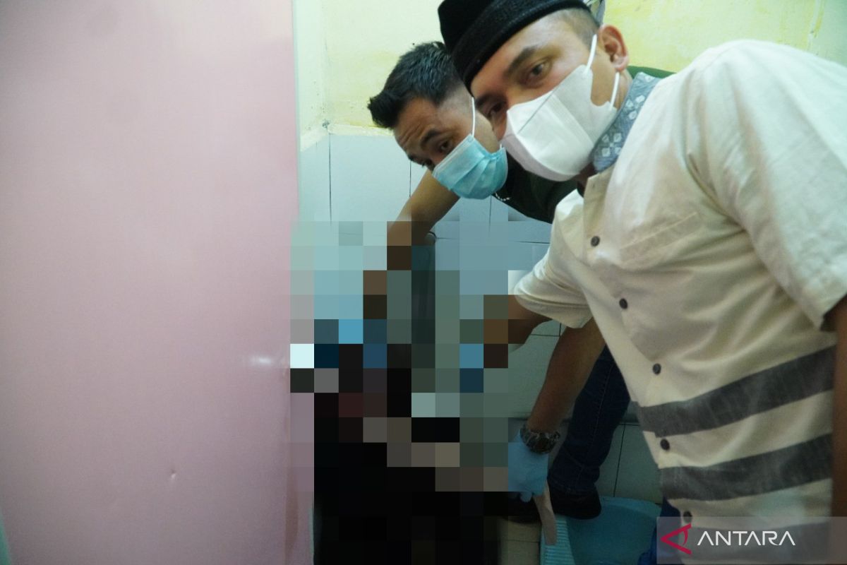 Guru TK ditemukan tewas di kamar mandi rumah kawasan Gunung Sari Lombok Barat