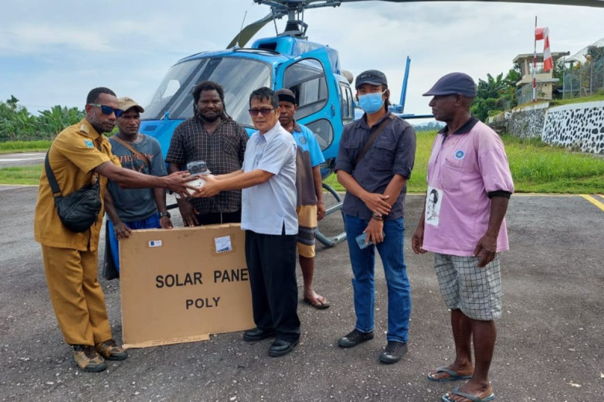 Dishub Teluk Wondama gandeng perusahaan helikopter layani kampung terisolasi