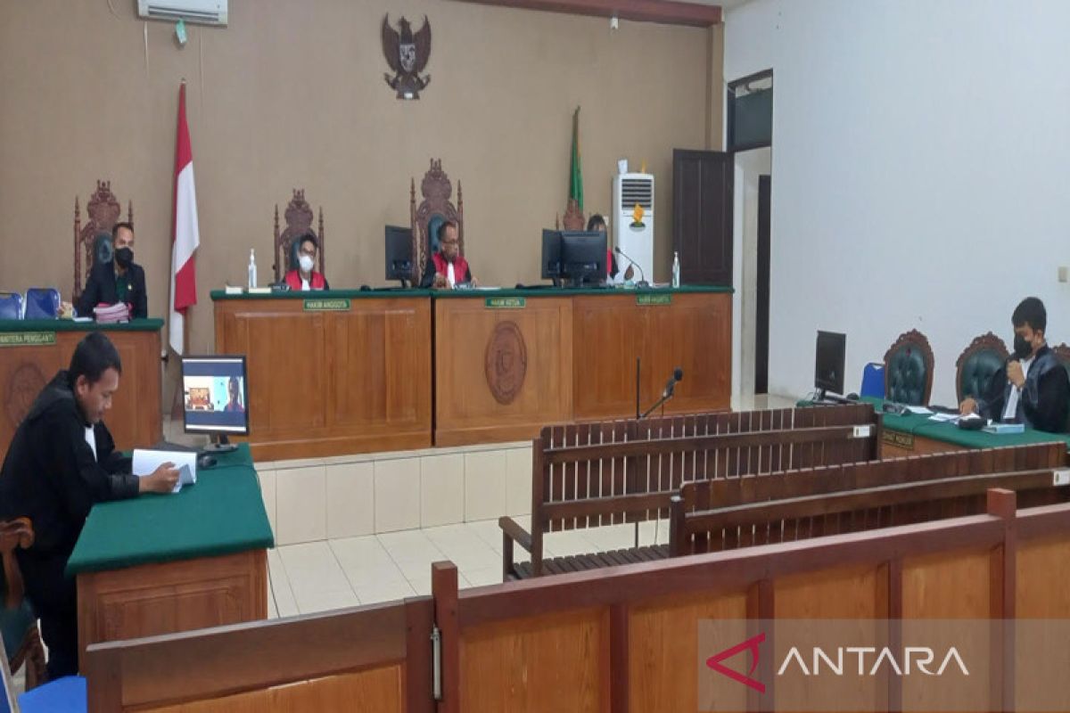 Camat Kapuas Hulu bantah ikut nikmati korupsi DD di Desa Tangirang