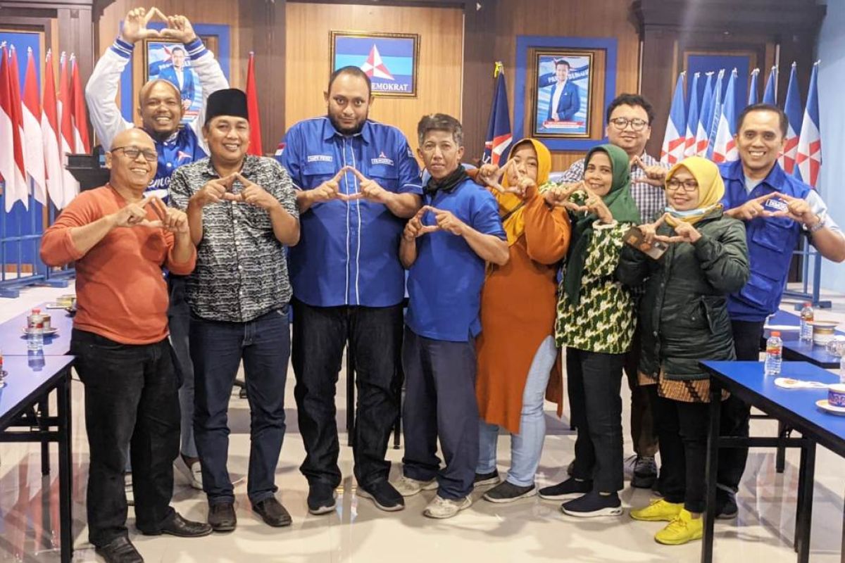 Mundur dari ketua DPAC, belasan kader di Surabaya tetap setia bersama Demokrat