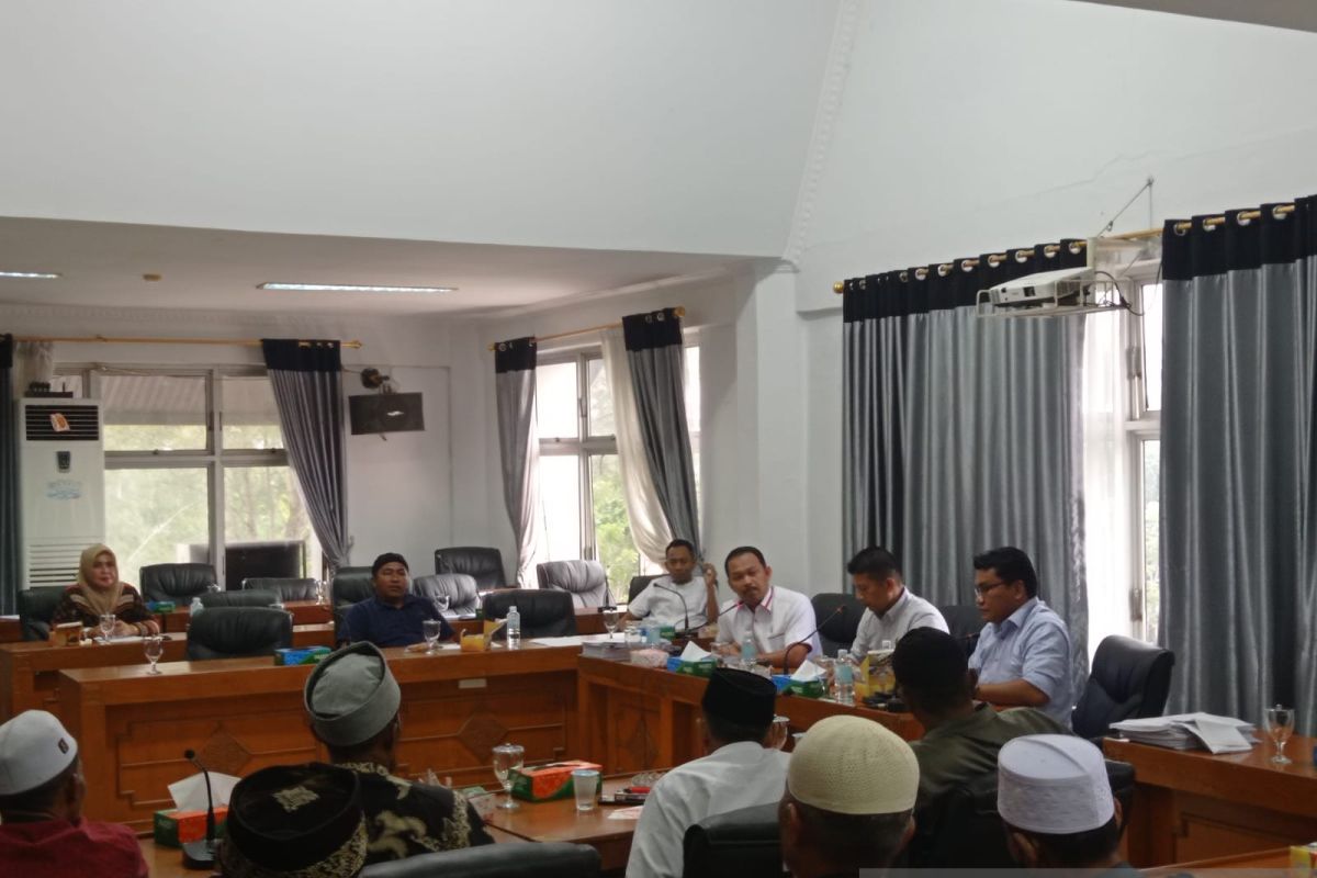 Puluhan Kepala Mukim se Aceh Tamiang temui dewan, ini permintaannya