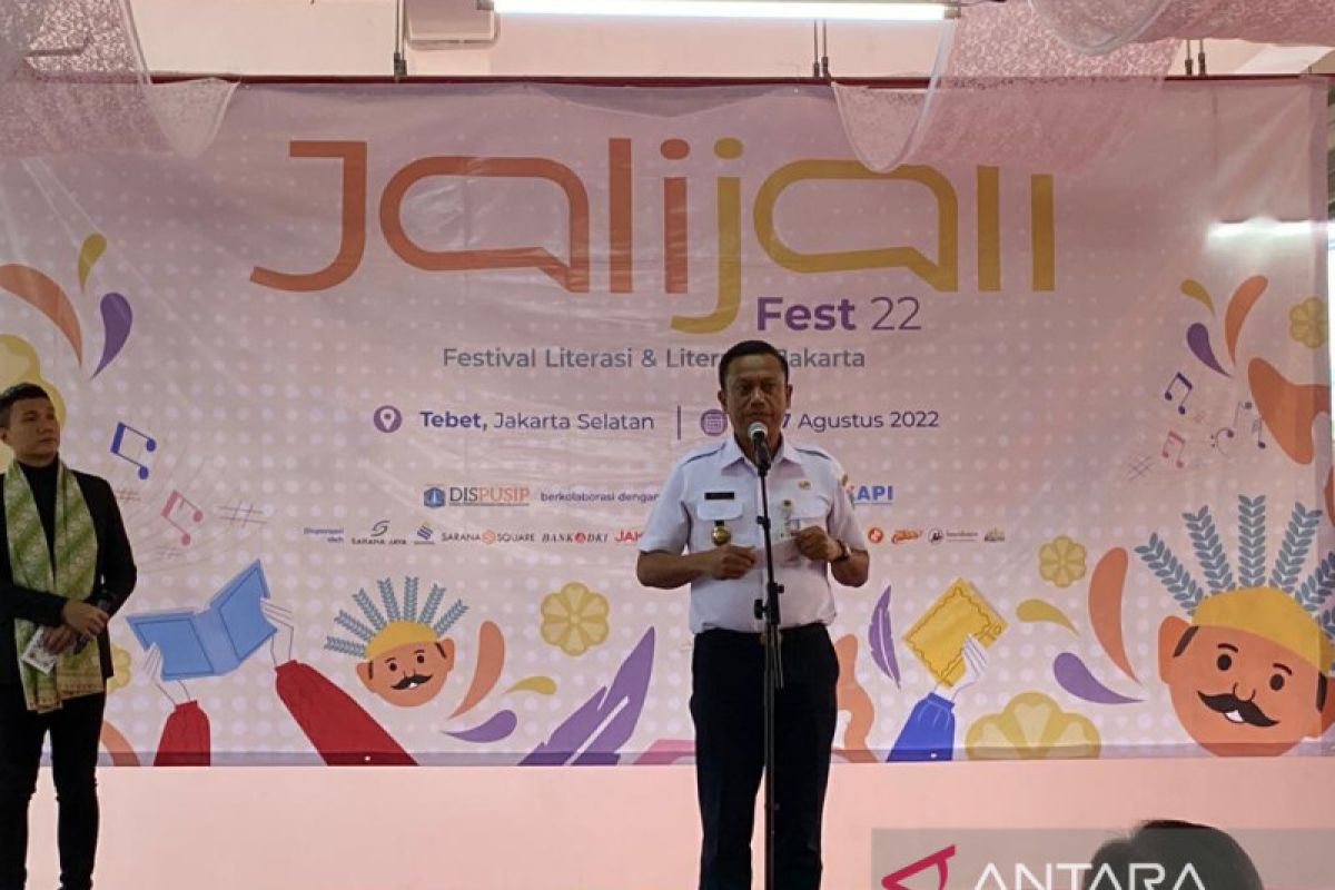 Wali Kota Jakarta Selatan gencarkan literasi dengan gandeng komunitas