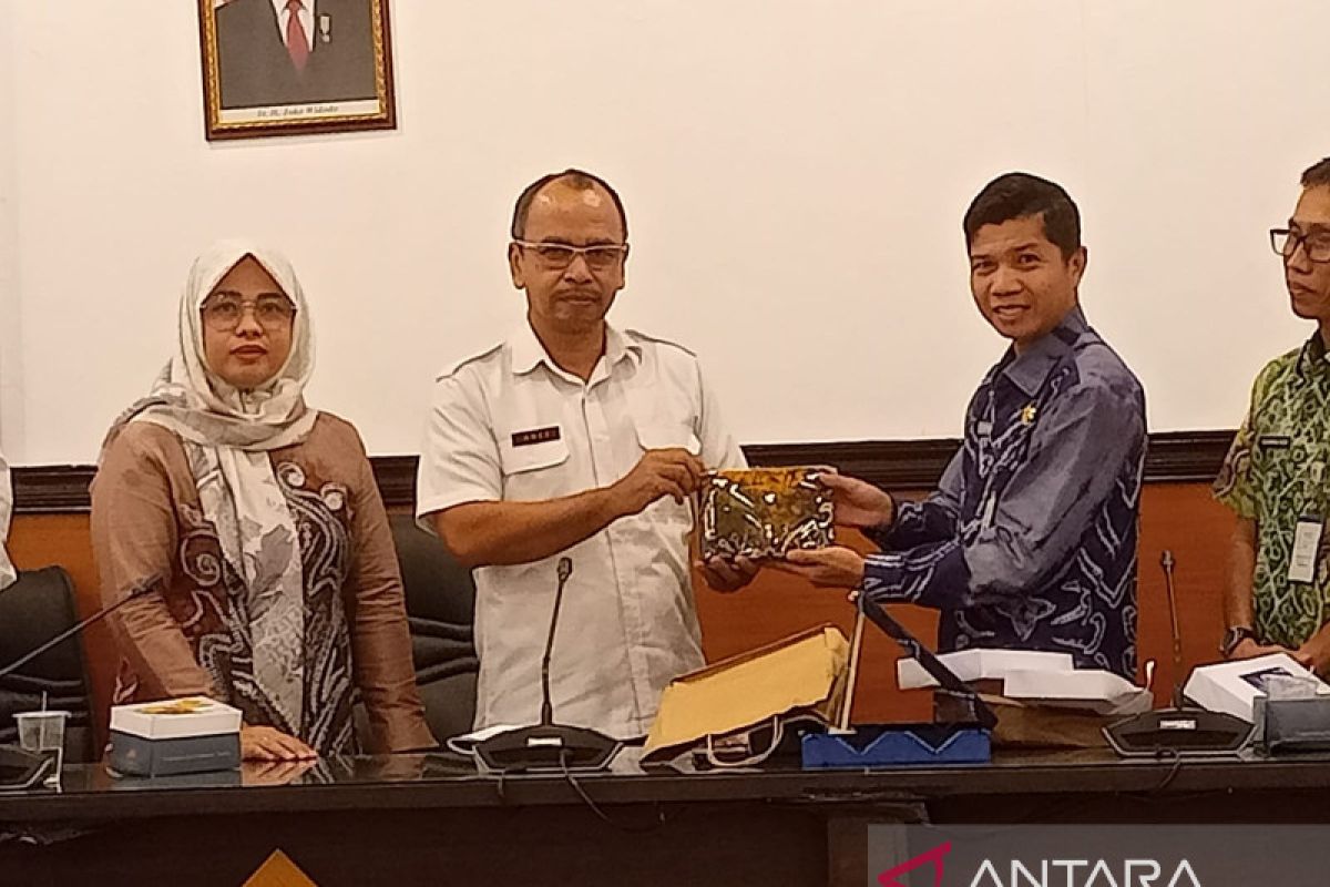 UPTD Balai Latihan Koperasi Kalsel gelar studi banding ke Sumbar