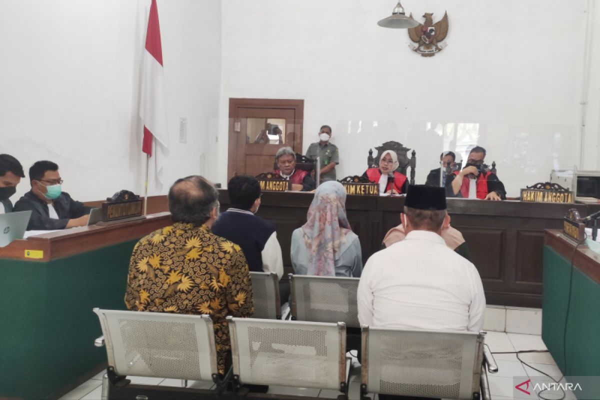 Jaksa KPK hadirkan lima PNS Pemkab Bogor sebagai saksi di sidang Ade Yasin