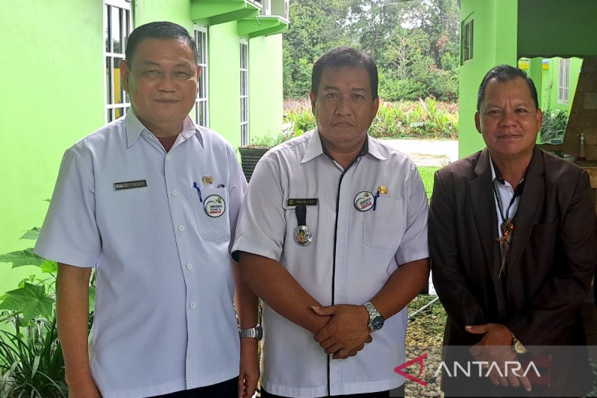 Camat di Gunung Mas dibekali mobil dinas dobel gardan