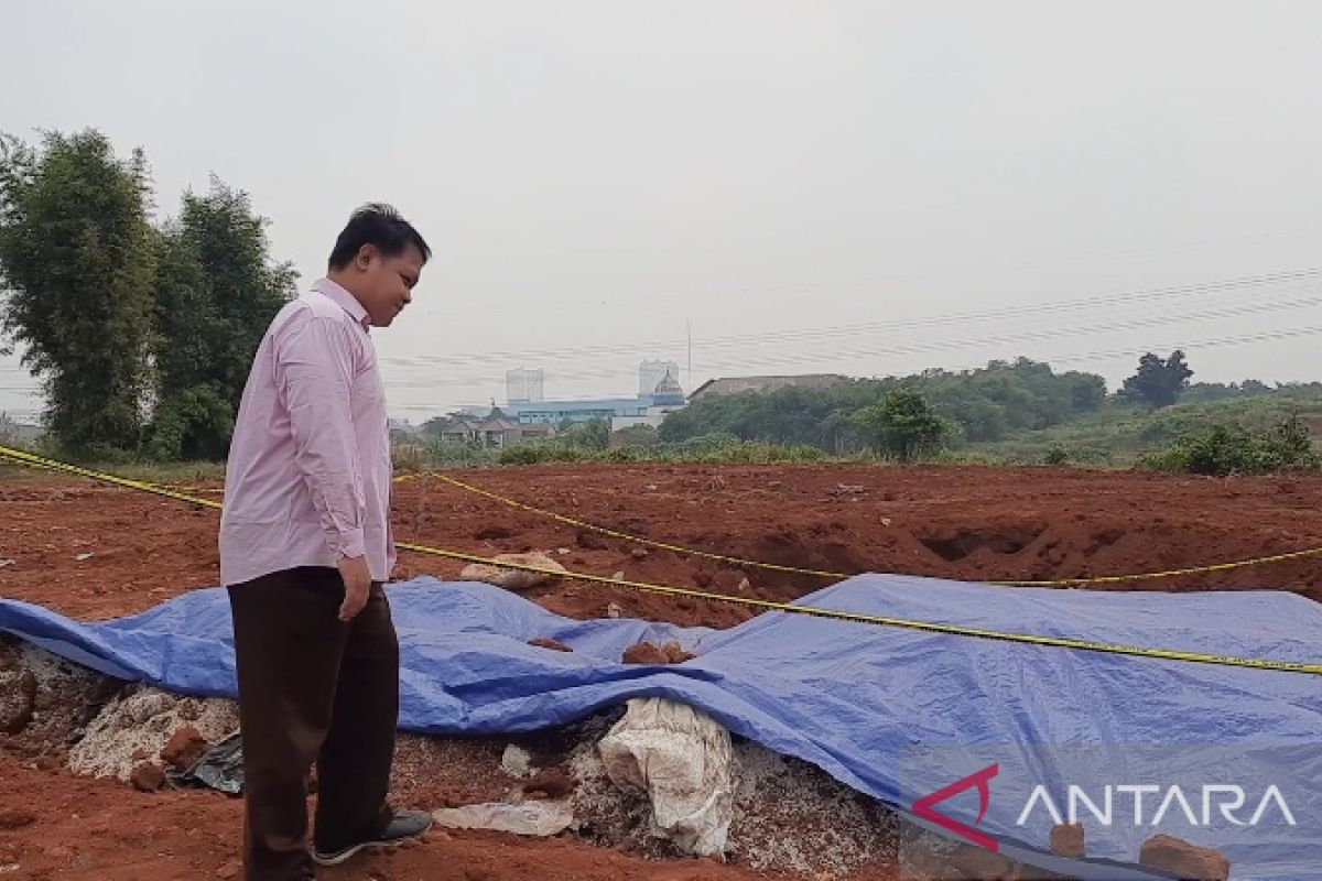 Polisi selidiki adanya temuan beras bansos yang dikubur di Depok