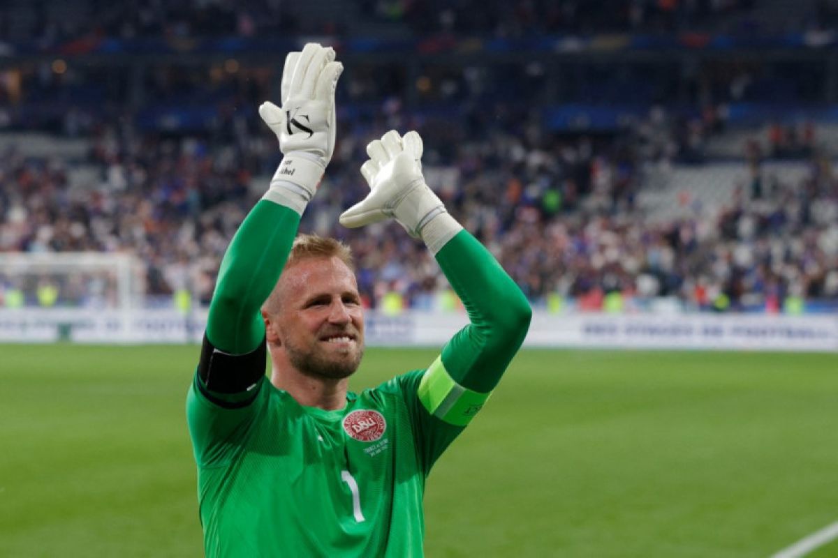 Kasper Schmeichel tinggalkan Leicester City