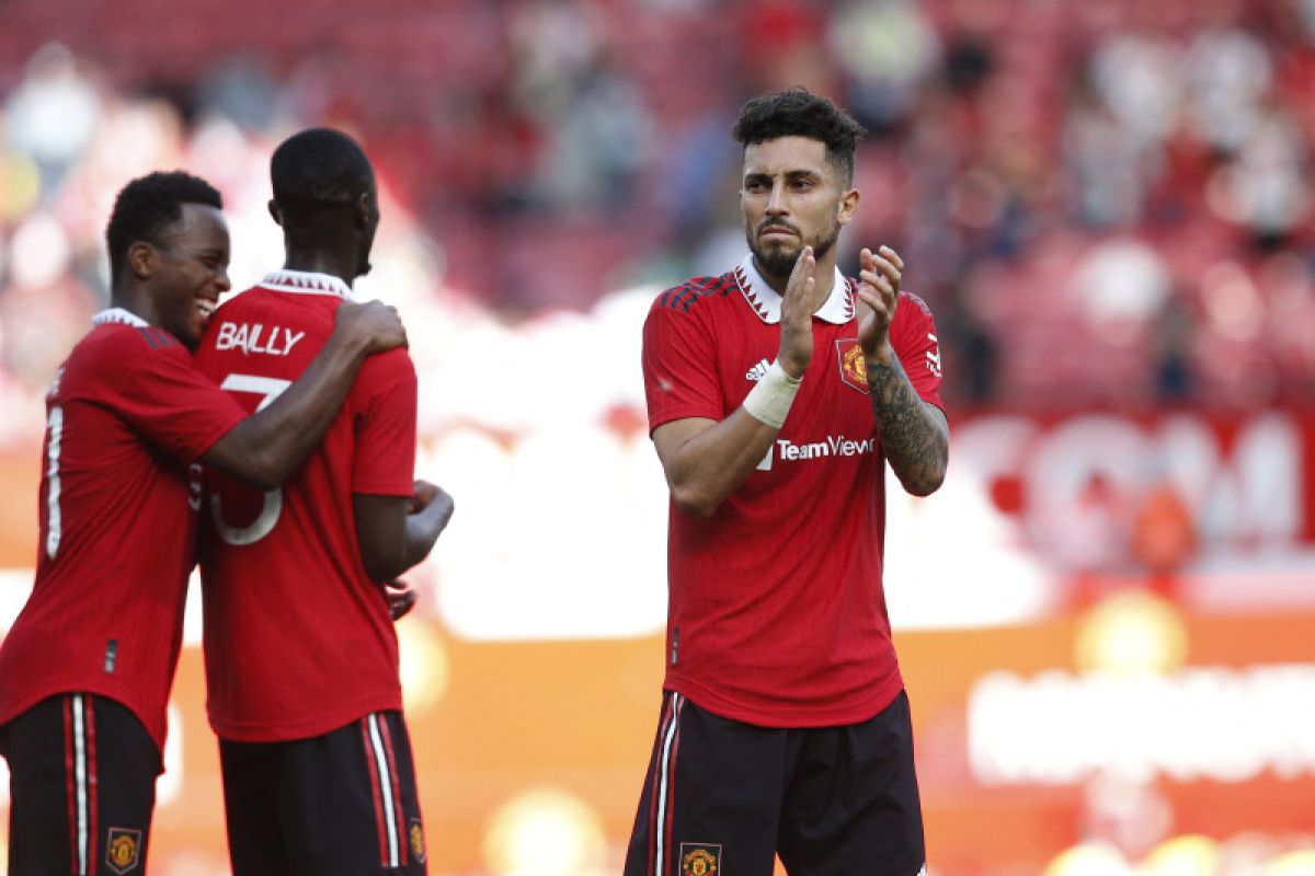 Manchester United cuci gudang; Telles dan Baillysiap