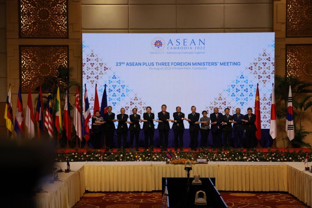 Menlu RI bahas isu pangan, energi dalam pertemuan "ASEAN Plus Three"