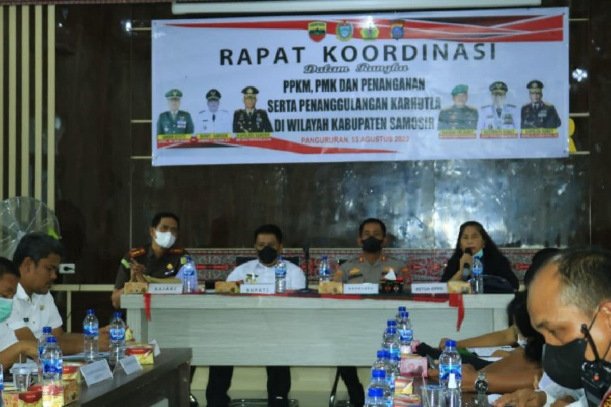 Pemkab Samosir minta polisi tindak tegas pembakar hutan dan lahan