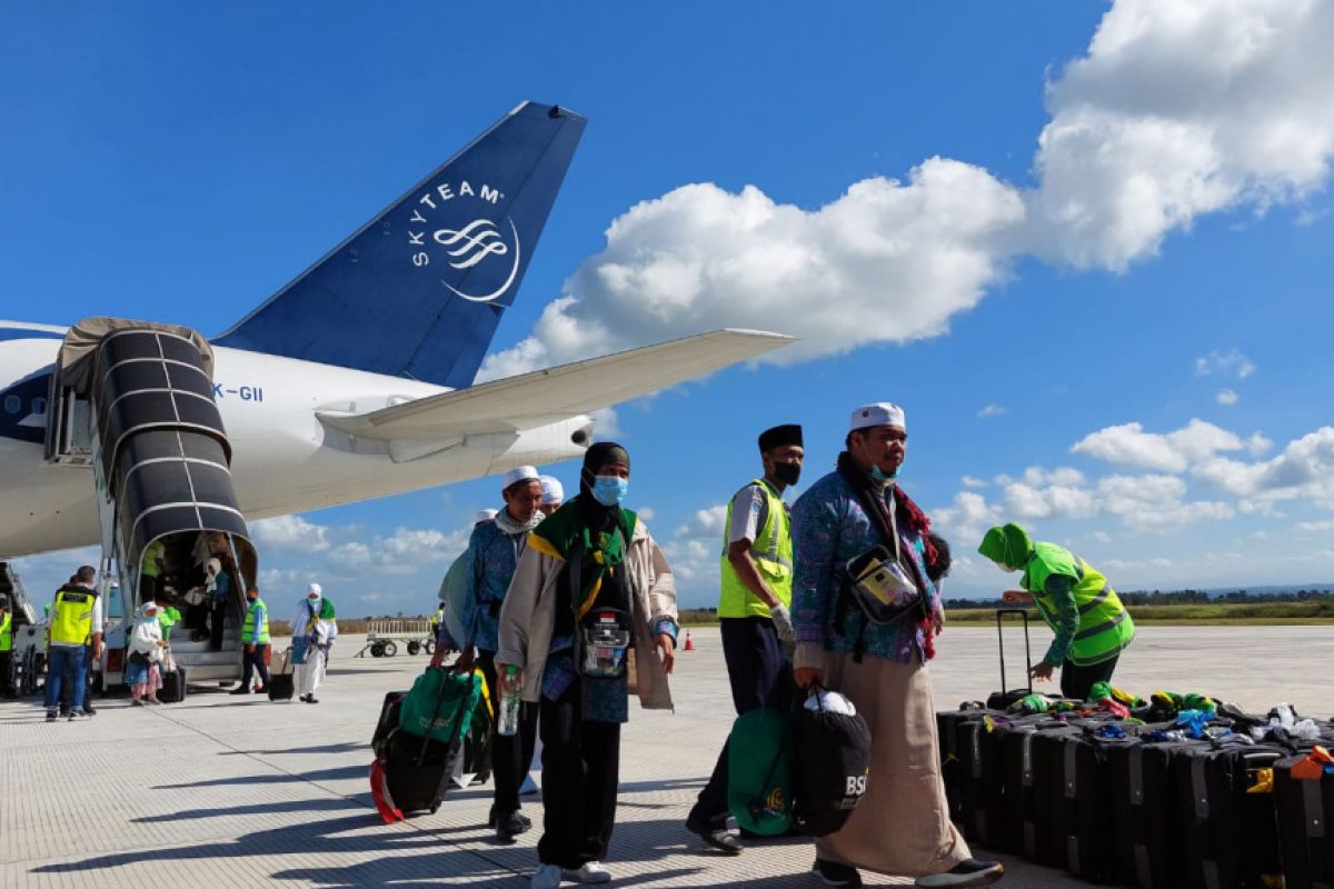 Jamaah haji kloter tiga asal NTB tiba di Lombok