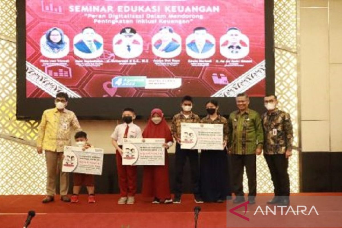 Pengelolaan keuangan Kota Kendari mendekati 100 persen berbasis digital