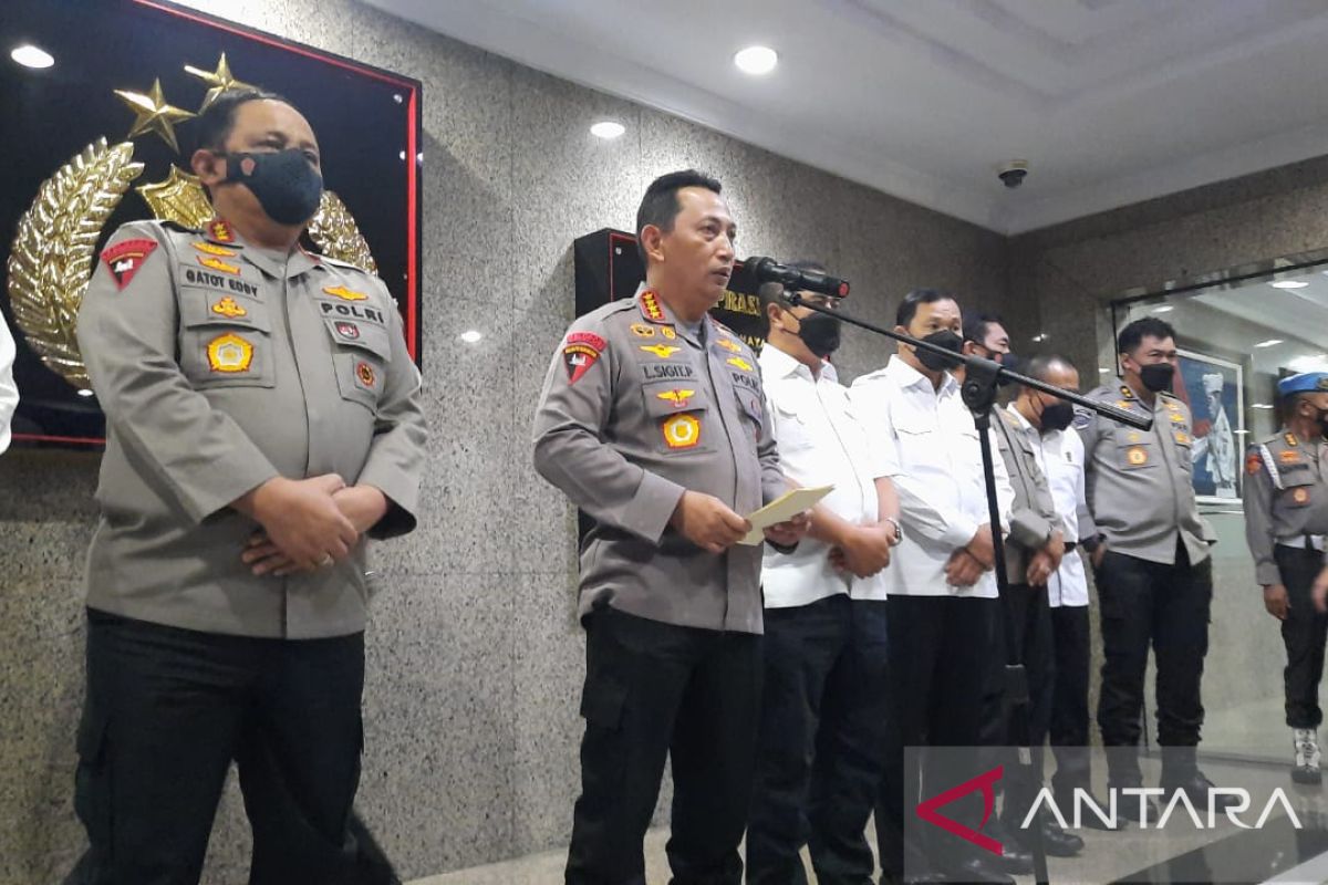 Kapolri: 25 polisi tak profesional menangani TKP rumah Irjen Ferdy  Sambo