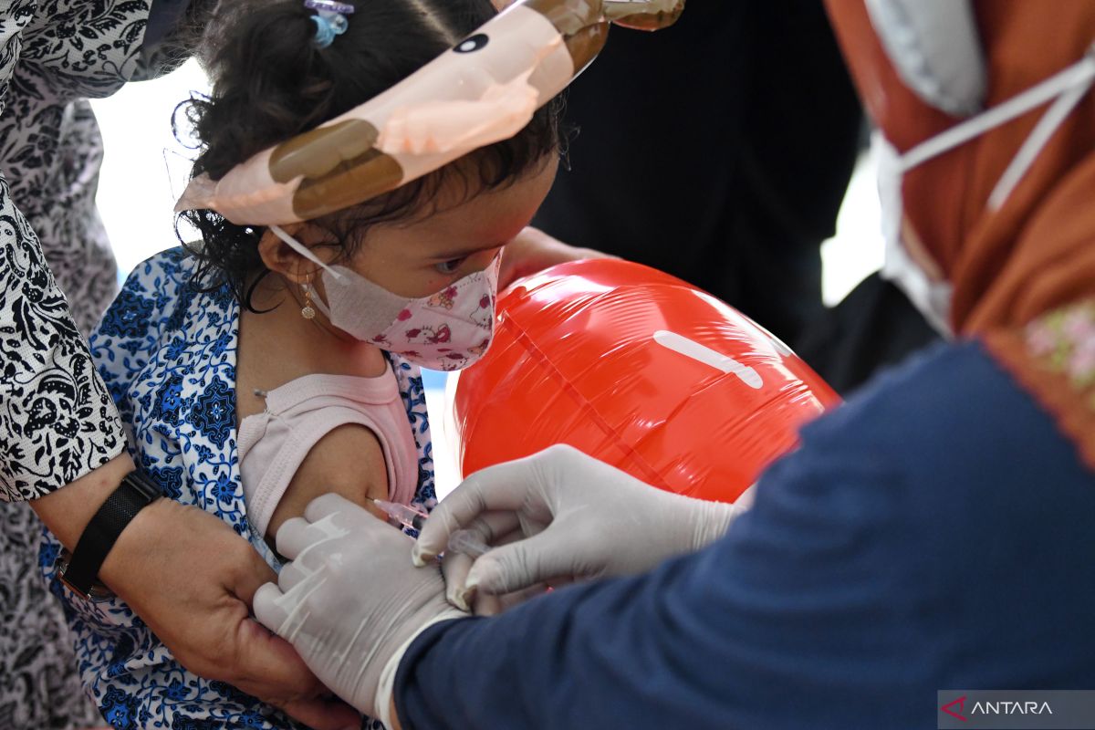 Anak baru sembuh dari COVID-19 dibolehkan vaksin campak rubela
