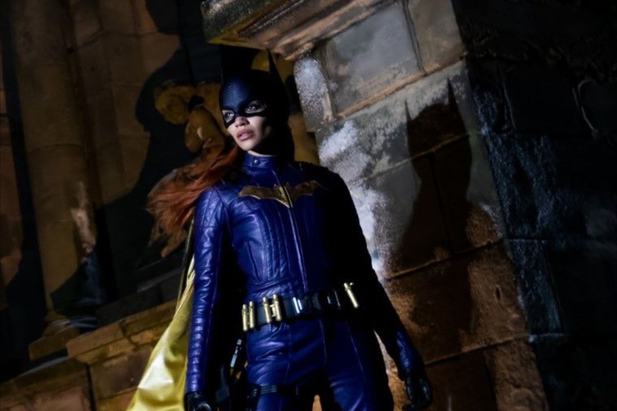 Sutradara sedih dan kaget usai studio batalkan penayangan "Batgirl"