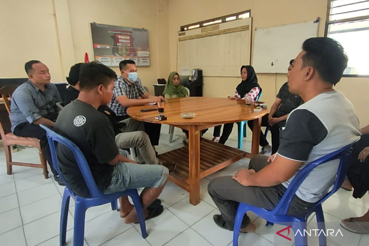 Seorang ibu polisikan anak kandung karena rusak gembok rumah