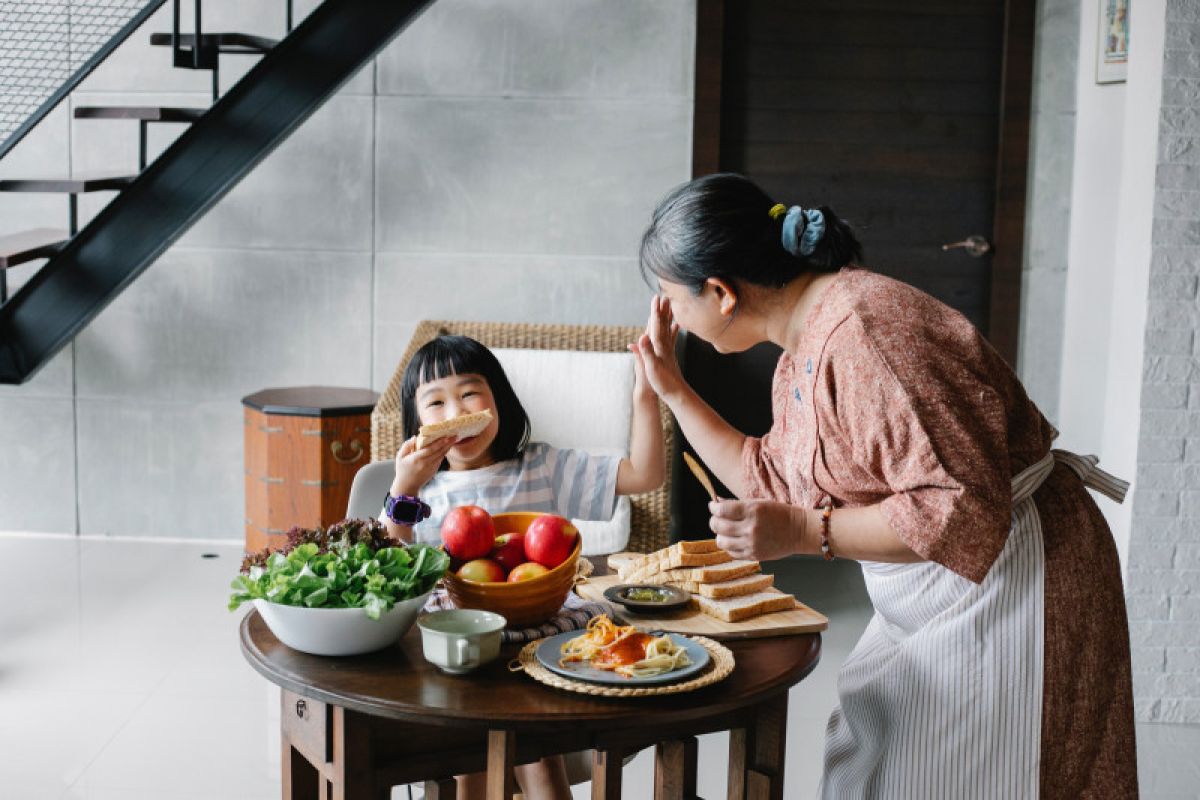 Kiat membuat anggaran khusus belanja bahan makanan