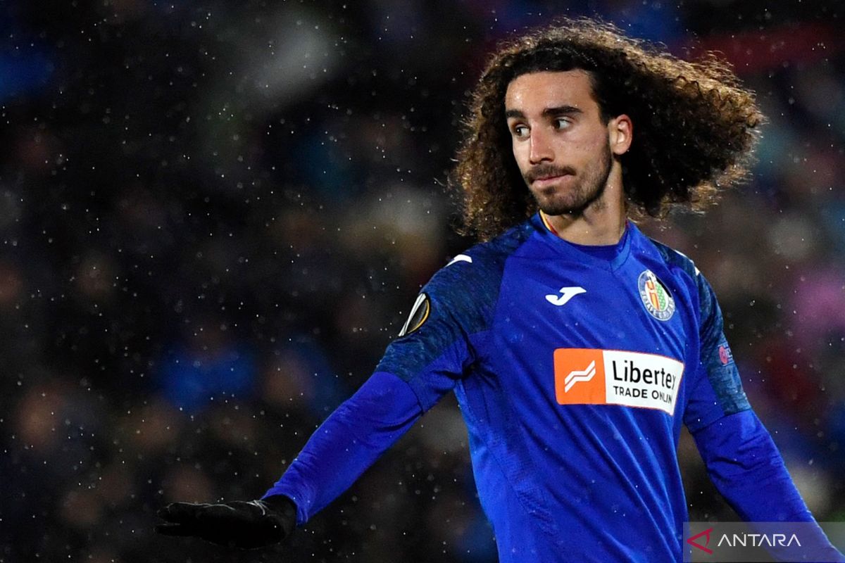 Liga Inggris: Chelsea resmi boyong Cucurella dari Brighton