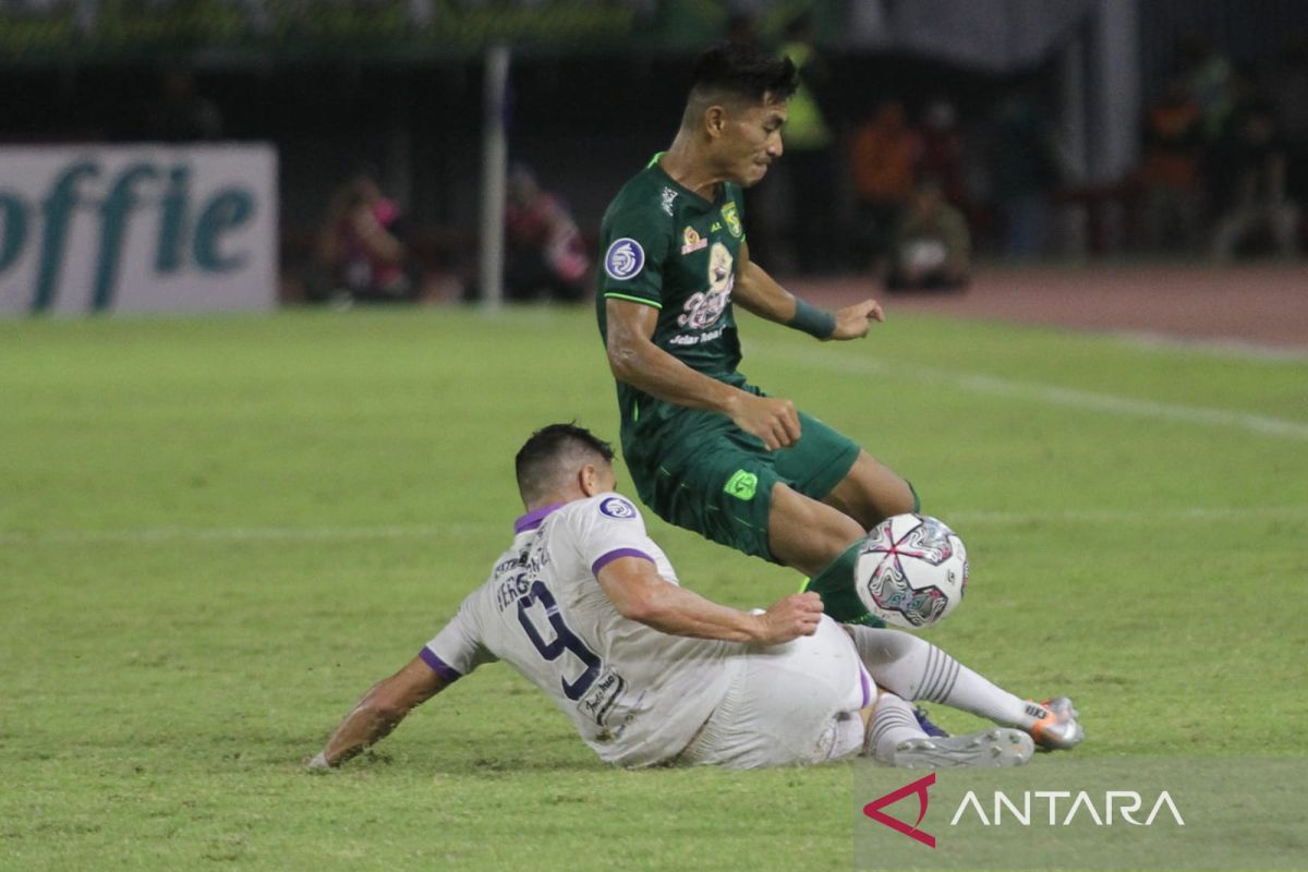 Persebaya boyong 22 pemain hadapi misi curi poin lawan Bhayangkara FC