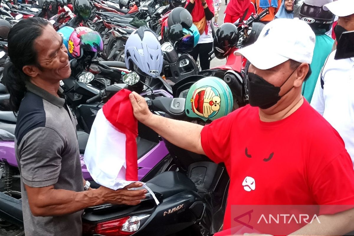 Bupati Kotim perintahkan Satpol PP pantau rumah tanpa bendera