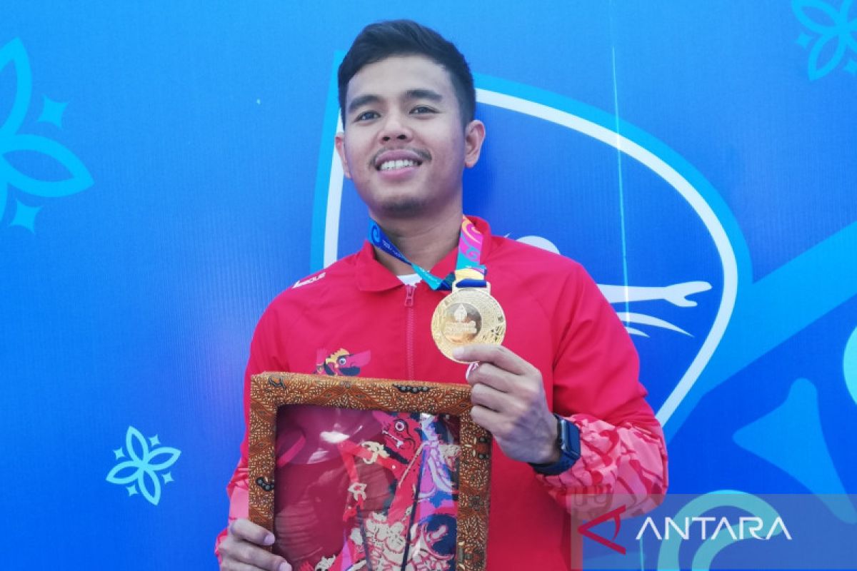 Zaki Zulkarnain sapu bersih emas para-renang di ASEAN Para Games meski sempat dehidrasi