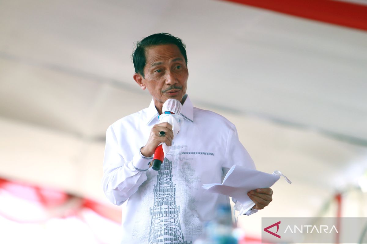 Bupati Gorontalo minta masyarakat pasang ornamen kemerdekaan