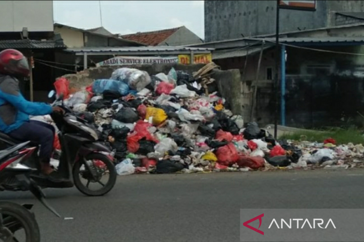 Wabup Karawang: Optimalkan penanganan sampah di TPS kecamatan