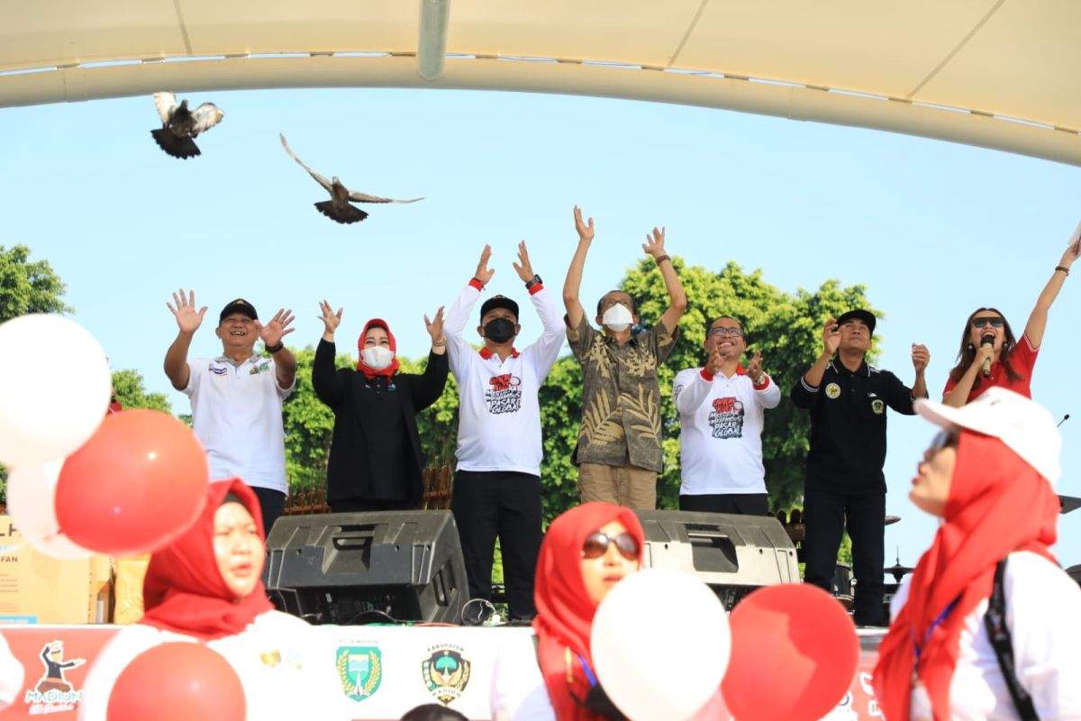 Pemkot Madiun dan KPPN gelar Festival UMKM Merah Putih