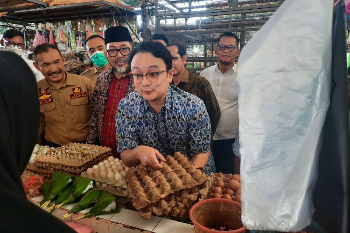 Harga sawit dan minyak curah di Jambi