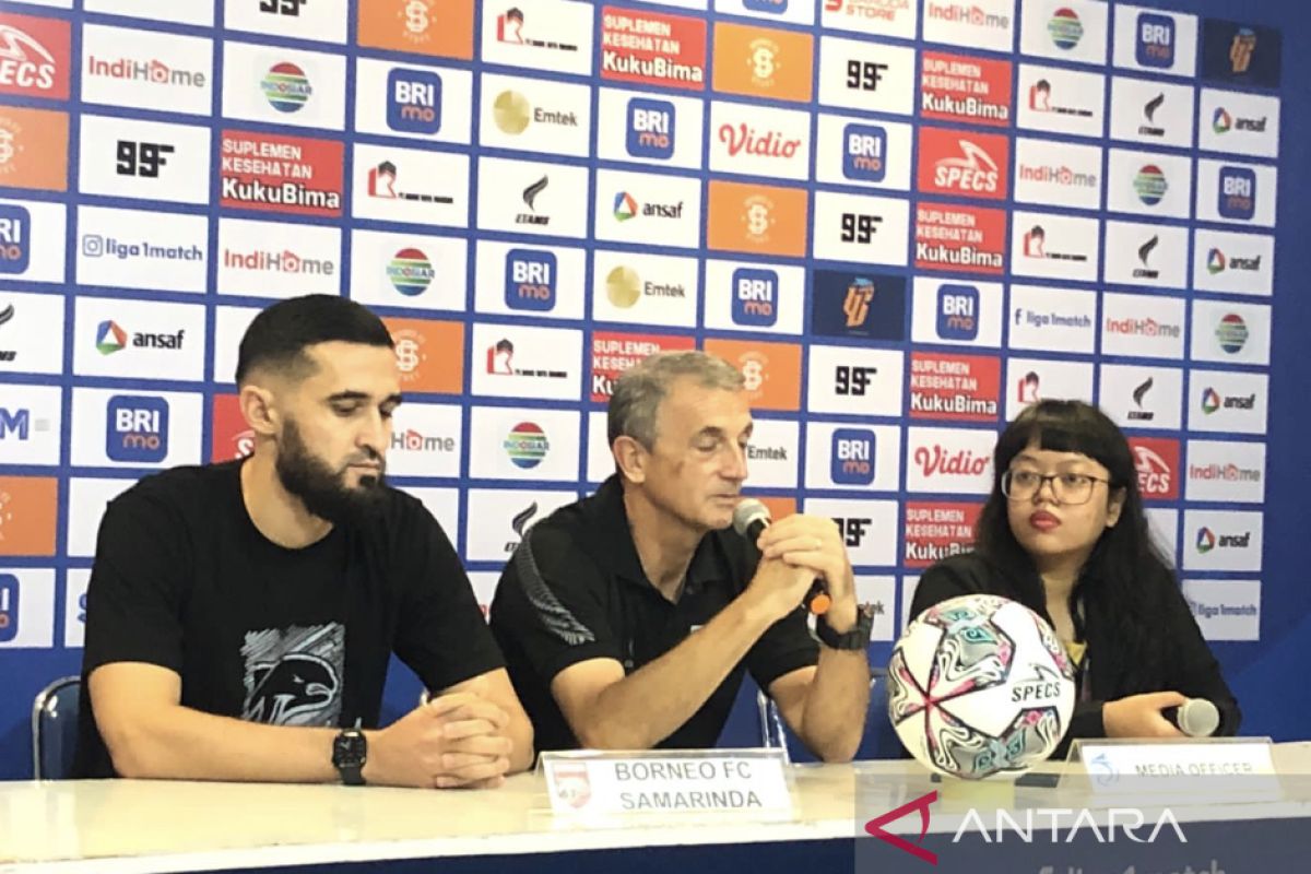 Pelatih Borneo FC  akui Persib Bandung lawan berat