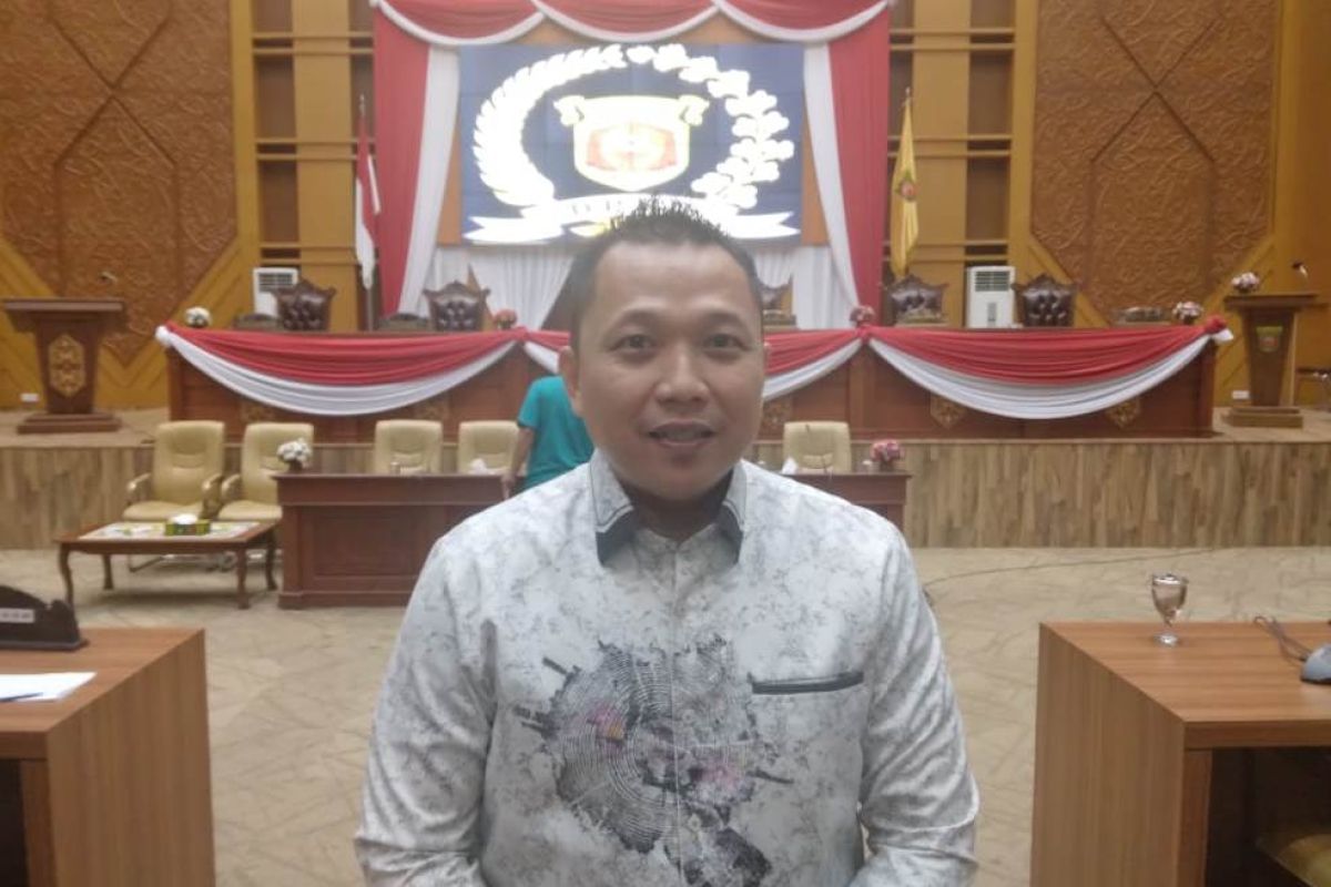 Legislator Samarinda sarankan Disnaker kerja sama dengan perusahaan