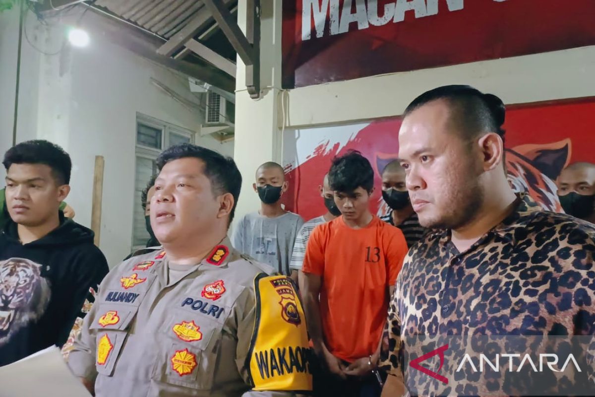 Polisi Jambi tembak pentolan geng motor