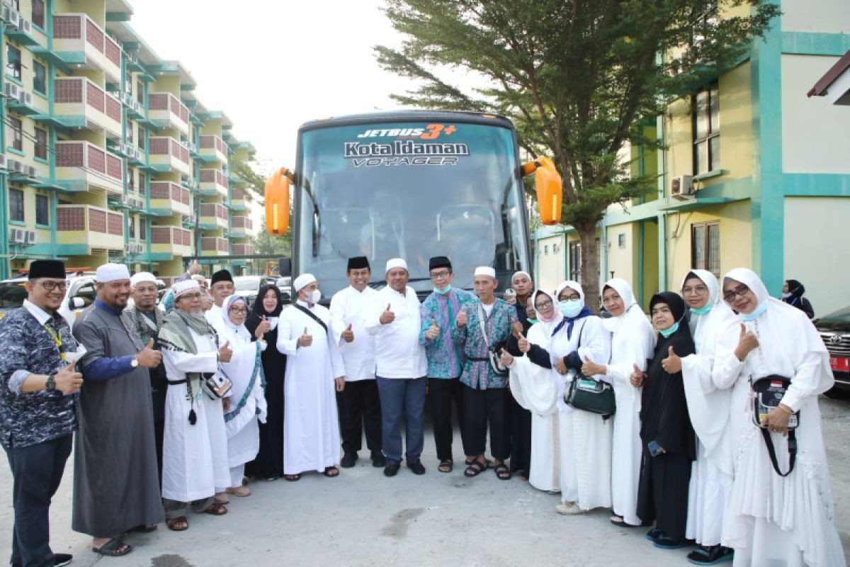 107 haji Siak tiba di Pekanbaru dengan selamat