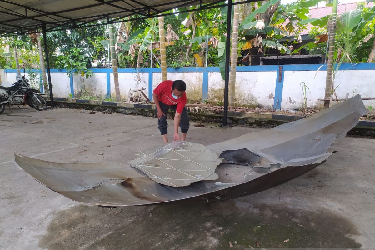 BRIN Pontianak bawa dua potongan besi Roket Long March 5B China untuk penelitian