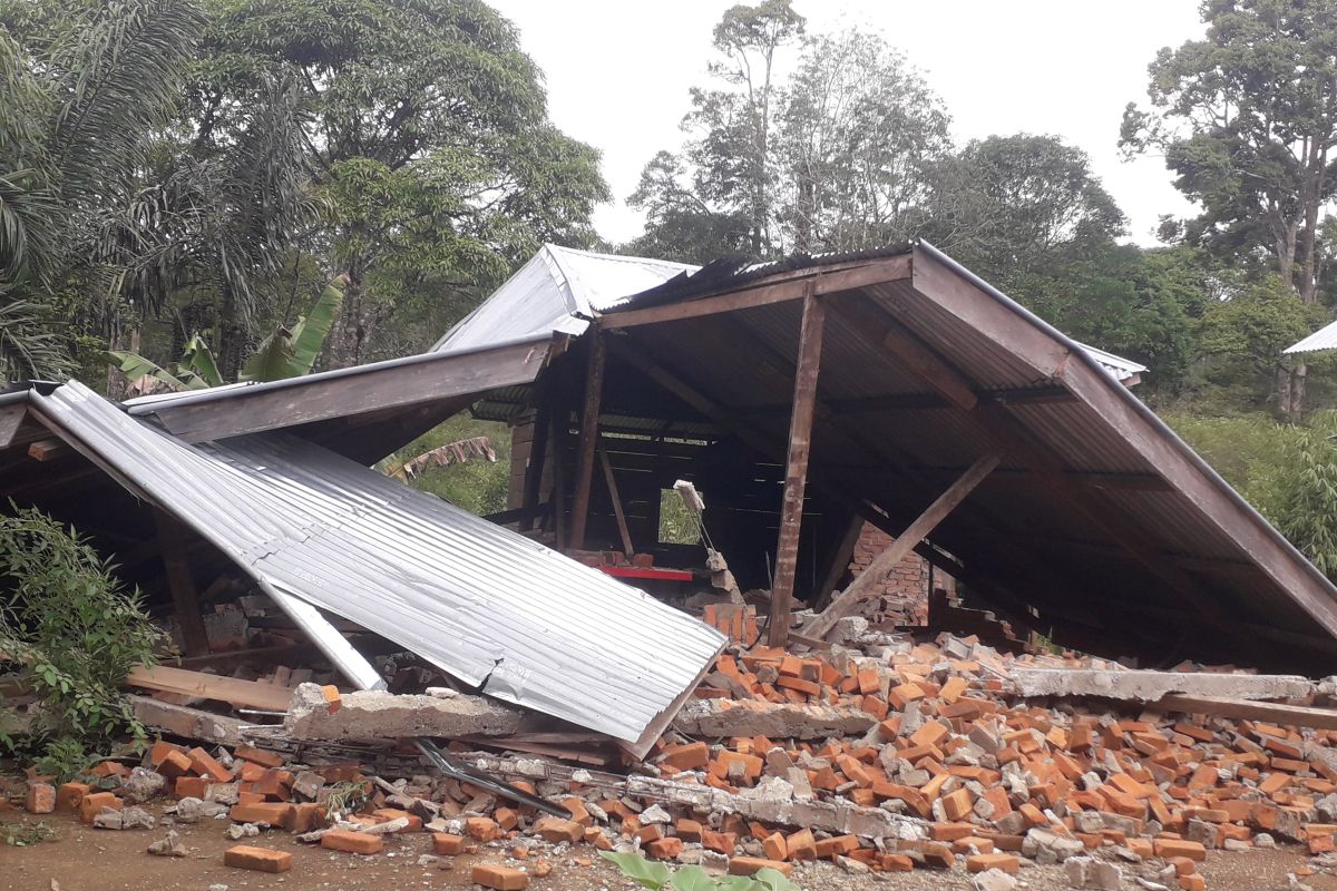 Enam bulan berlalu, korban gempa di Kajai minta pemerintah pusat bantu rumah rusak berat