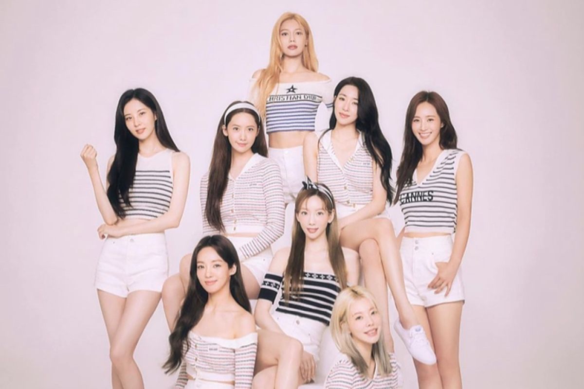 Girls Generation resmi comeback dengan rilis album "Forever 1"