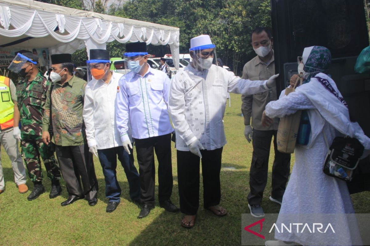 107 jamaah haji asal Belitung tiba di tanah air